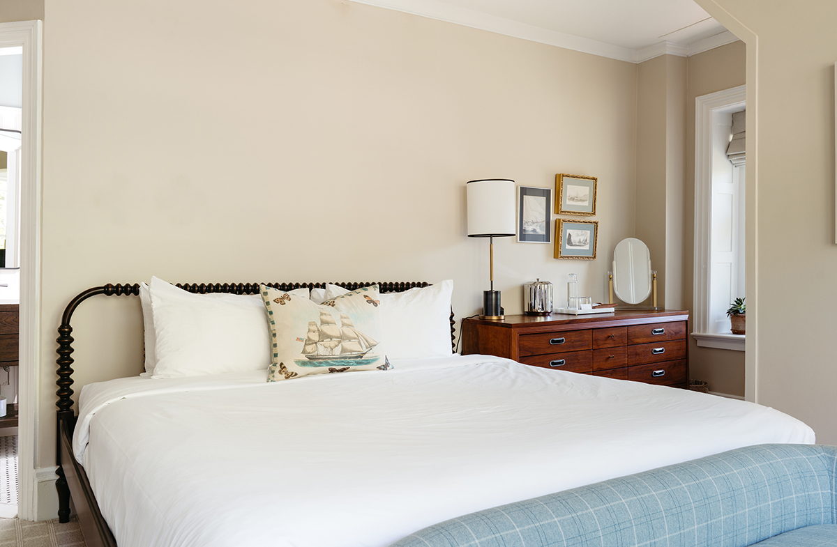 King bed in Windsor guest room